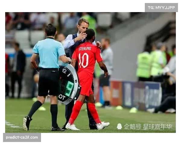 巴黎FC与里昂激战成和，苏尔克梅开二度成关键人物